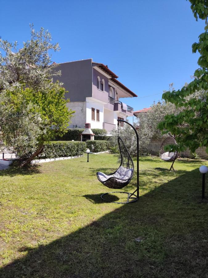 Villa Elina House And Garden à Nikiti  Extérieur photo